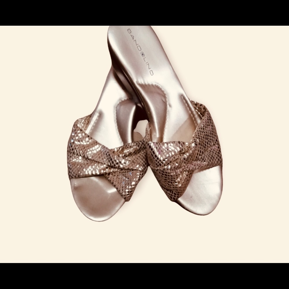 Slip on style wedge type heels